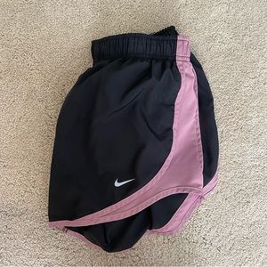 Nike Tempo Running Shorts Black/Pink-Purple Size S